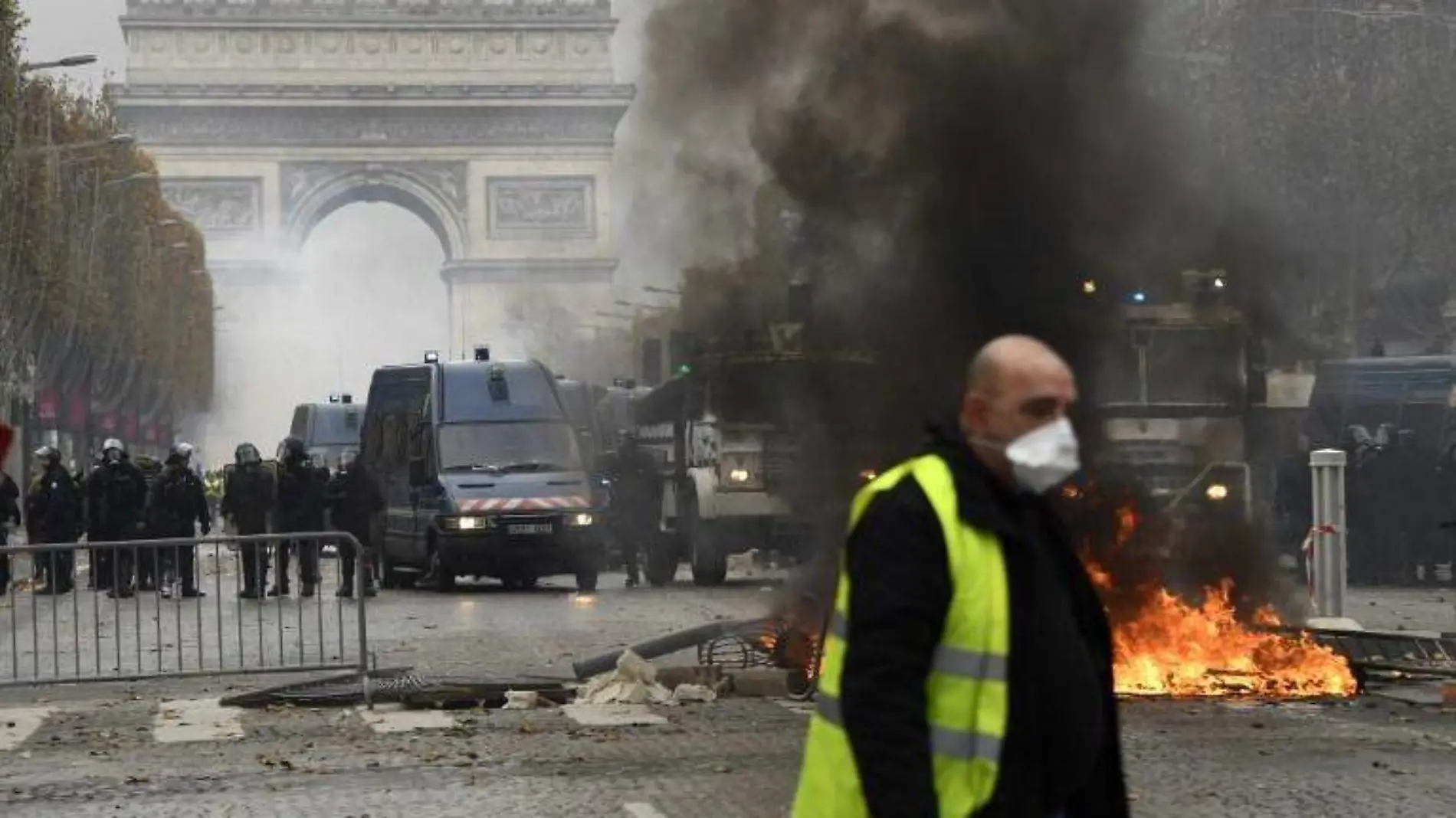 manifestacion-francia-chalecos-amarillos-afp (1)